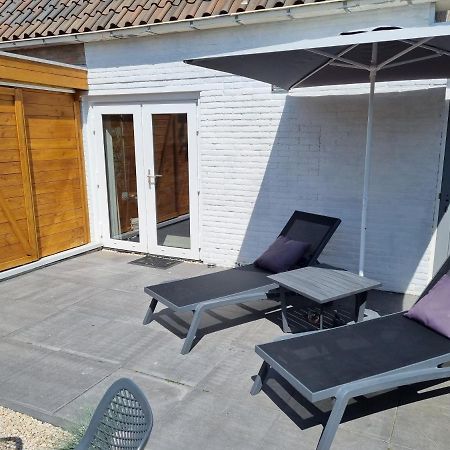 Villa La vie Est Belle Vlissingen Exterior foto